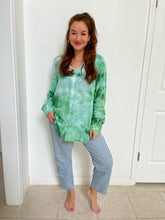 Load image into Gallery viewer, Botanical Breeze Button Up