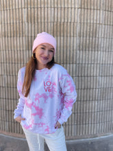 Load image into Gallery viewer, LOVE Crewneck