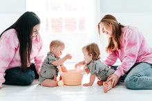 Load image into Gallery viewer, Mama's Love Crewneck